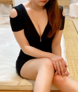 成瀬みお 23|SPADE~スペード~